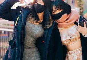 这就是Son Ye Eun的“美脚”作品，美图嘛，看着看着我也想试试了。